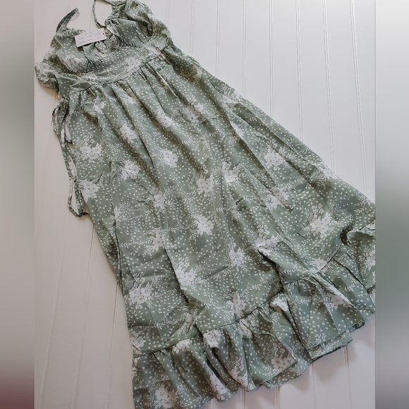 Bohemian Mint Green Floral Print Ruffle Midi Dress - Picture 6 of 11